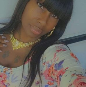 Meet your Posher, Diona